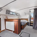 船上ホテル Bateau Elvis サブレ・シュル・サルト