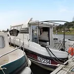 船上ホテル Bateau Elvis *