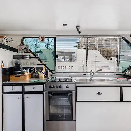 Bateau Elvis 萨布勒叙赫萨赫特