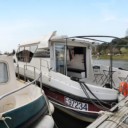 船上ホテル Bateau Elvis *