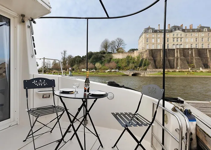 船屋 Bateau Elvis 萨布勒叙赫萨赫特