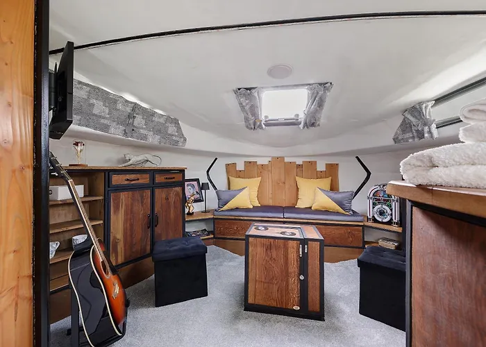 Bateau Elvis 萨布勒叙赫萨赫特